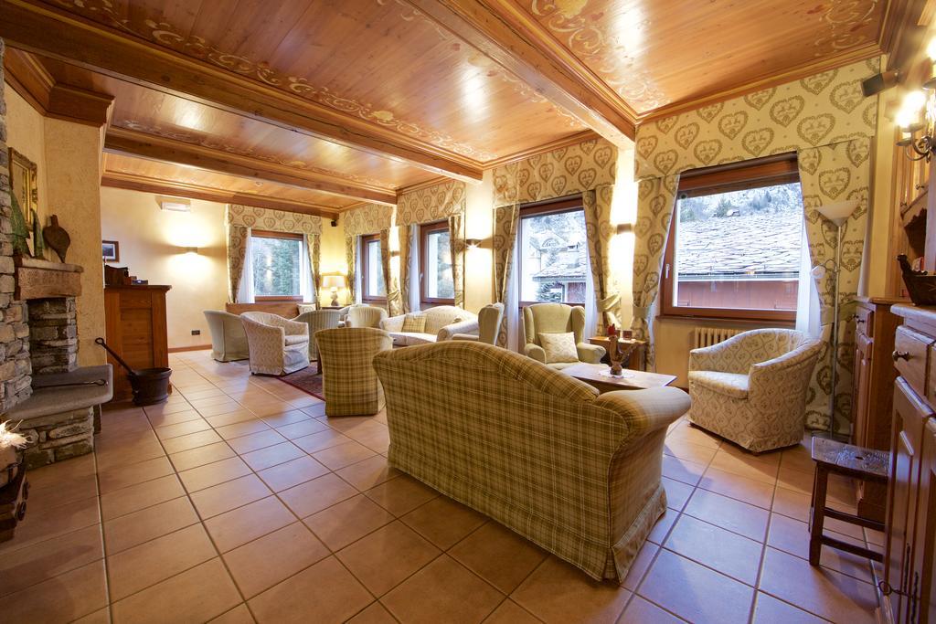 Hotel Croux Courmayeur Dış mekan fotoğraf